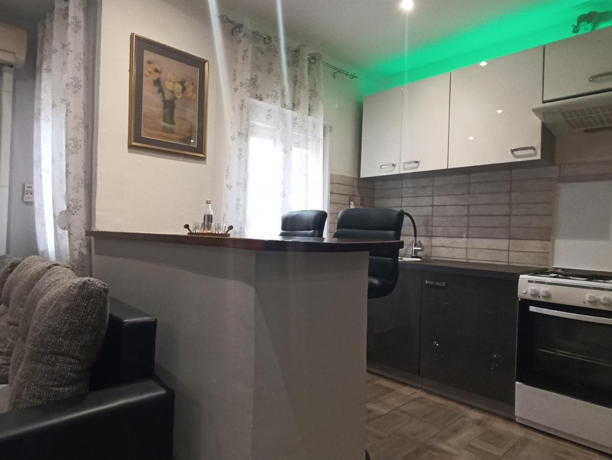 Apartamento Hukic A2 And A1 Fažana Exterior foto